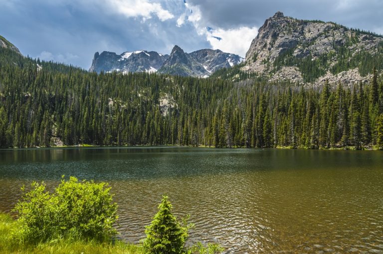 Hiking the Fern Lake Trail to Fern Lake or Odessa Lake - Parkcation